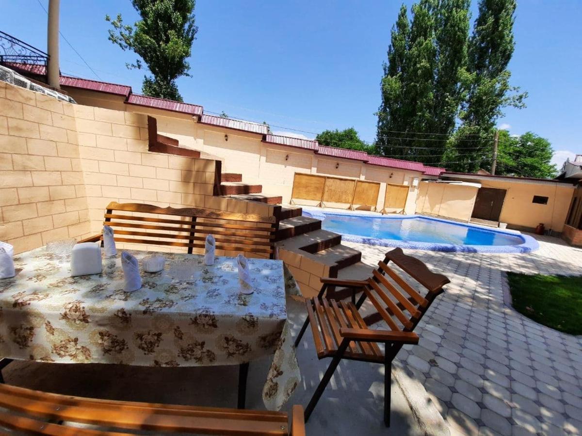 Зона Отдых Apachi В Горах Чимган Hotel Eksteriør billede
