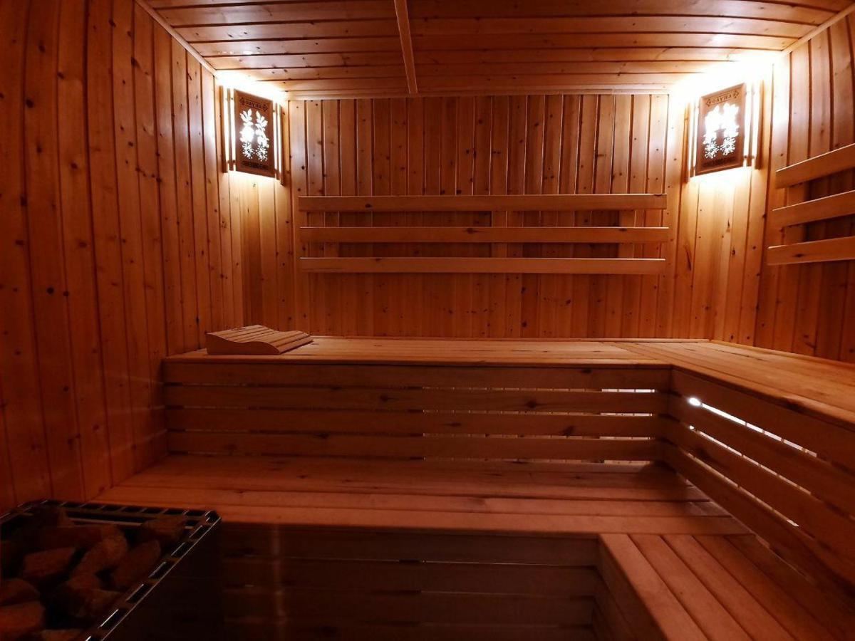 Зона Отдых Apachi В Горах Чимган Hotel Eksteriør billede