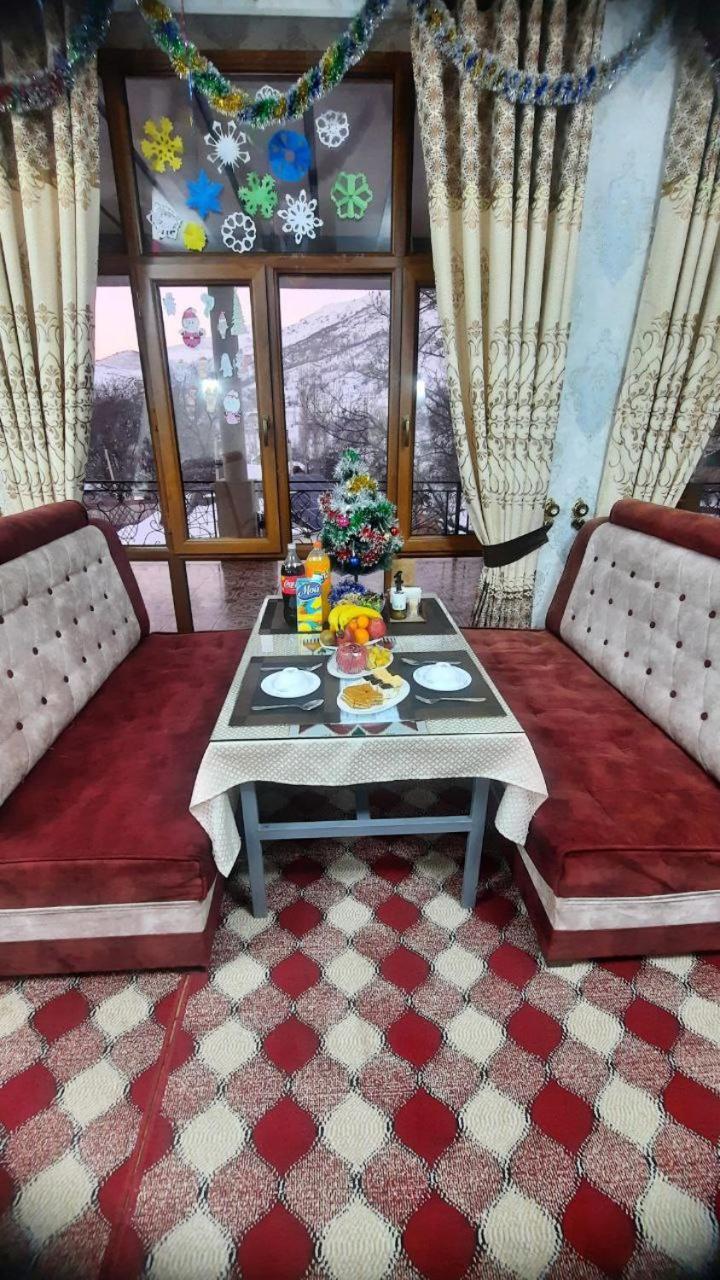 Зона Отдых Apachi В Горах Чимган Hotel Eksteriør billede